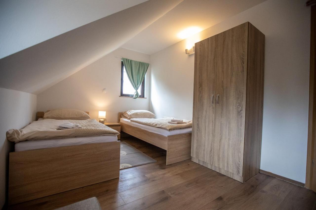 Apartmani Lara Modrus-Kuca Za Odmor Zewnętrze zdjęcie